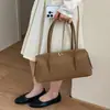 Bolsa de mão Boston da moda transfronteiriça de comércio exterior para mulheres, nova bolsa moderna retrô de ombro tipo travesseiro