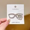 Elegante y Hermoso Pasador para el Cabello con Lentes de Pedrería Modelo Nuevo 2026 Clip de Fleco Lateral de Gama Alta Accesorio para el Cabello