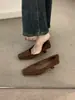 Elegantes zapatos de tacón alto vintage para mujer, colección otoño 2025, gamuza, tacones finos, perfectos con vestidos, adecuados para el trabajo o uso casual, zapatos de abuela