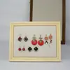 Tablero de Exhibición de Anillos de Fotos Marco de Fotos Colgante de Pared Hogar Estante de Almacenamiento de Pendientes Pendientes Stud Rack de Joyería Puesto de Collares Accesorios