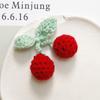 Viento suave dulce lindo tejido Cereza bola de pelo tejida accesorios diy aretes accesorios para el cabello material para funda de teléfono móvil venta al por mayor