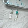 Pendientes asimétricos de pez pequeño de estilo chino "Pez", exquisitos y ligeros, de lujo, hechos a mano para mujer.