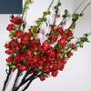 Flor artificial de ciruelo Arreglo floral Flor de ciruelo Rama Escena de boda Diseño Flor artificial Estilo chino Rama pequeña de ciruelo Flor de seda