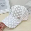 Boné de Baseball de Renda Novo 2025 para Mulheres com Flores Bordadas, Malha Respirável, Estilo Coreano Tendência Chapéu de Proteção Solar