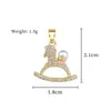 Cobre con Oro Real Caballo de madera incrustado con perlas cruz de moda joyería DIY transfronteriza con circonita de cobre microincrustación, popular y versátil