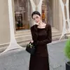 Camiseta básica de punto de manga larga con diseño irregular, suave y acogedora, para mujer, top interior de primavera y otoño ajustado, talla única negra, color albaricoque
