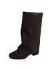 Botas de pierna plisada para mujer, nuevo estilo otoño 2026, versátiles, en color marrón Maillard, de pierna recta, altas hasta la rodilla para chicas a la moda.