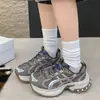 Nuevos populares zapatos de papá de estilo coreano, suela blanda, 2026 verano, ligeros, versátiles, antideslizantes, suela gruesa, cómodos, casuales