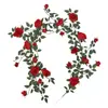 Simulación Flor de Rosa Feliz Enredadera de Pared Zarcillo Decoración de Tubería de Aire Acondicionado Flor Artificial de Interior Sala de Estar Cubierta Enroscada Flor