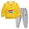Conjunto de suéter infantil outono e inverno 2023 Estilo ocidental novo grande infantil de veludo acolchoado quente de inverno com mangas compridas