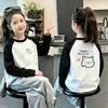 Ropa Interior de Felpa para Niñas Otoño Invierno Ropa Elegante Niña Cálido Bebé Se Puede Usar Afuera Niños Medianos y Grandes Camiseta de Manga Larga con Bloques de Color