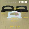 Gancho para agujero de avión hebilla de triángulo de plástico embalaje en caja de color gancho de plástico caja de papel plana tridimensional oreja colgante hebilla colgante