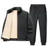 Traje Deportivo de Terciopelo de Cordero con Cuello Alto para Hombres de Mediana Edad y Mayores Conjunto Casual de Otoño e Invierno Sudadera de Papá Pantalones Deportivos para Hombre Conjunto de Dos Piezas Forrado de Polar