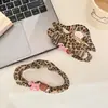Pinza para el pelo de estilo nuevo Otoño e Invierno Coreano con Flor de Pedrería Estampado de Leopardo Pinza de Tiburón Accesorios para el Cabello Moda Francesa Pinza Retro