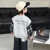 Moletom Masculino Falso Duas Peças com Manga Longa, Moda Nova Primavera e Outono 2026 Estilo Coreano, Tendência de Moletom Casual Masculino