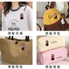 Insignia Temática Gato Negro Susurrando bajo el Vitral, Broche Creativo Personalizado de Animal Gato Lindo Accesorio para Ropa