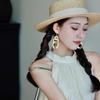 Aretes de Aro con Lentejuelas Metálicas de Diseño Nicho para Mujer Moda de Lujo Ligero Combinable 2024 Nueva Moda Clip para la Oreja