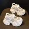 Sandalias de Papá que Aumentan la Altura para Mujer 2026 Verano Nuevas de Malla Hueca Transpirables Ligeras Suela Suave Plataforma Suela Gruesa Zapatos de Malla