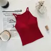 Nuevo top de tirantes acanalado cálido de otoño e invierno, color liso, con sujetador incorporado, versátil para usar en capas o solo