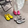 Sandálias Esportivas Infantis 2026 Verão Novo Estilo Malha Respirável Velcro Antiderrapante Secagem Rápida Calçados Aquáticos para Meninos e Meninas Tendência
