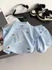 Foto Real da Nova Camisa Polo de Verão com Gola Divertida Bordada de Cachorrinho e Mangas Bufantes, Top de Manga Curta em Branco para Meninos e Meninas