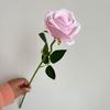 Rosa pequena de galho único flanela alto custo-benefício barato Decoração de parede rosa Cascata Salão Rosa Salão de Casamento