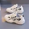 Zapatos de entrenamiento alemanes para mujer 2026 otoño nuevo estilo versión coreana modernos versátiles ligeros cómodos suela gruesa zapatos deportivos casuales 2921