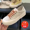 Tênis de lona com sola grossa para usar de duas maneiras para mulheres, verão 2026, fino, cano baixo, popular, respirável, slip-on, tênis casuais, moderno