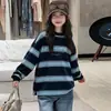 Camiseta Listrada de Manga Longa para Meninas 2026 Outono Novo Estilo Camada Base Infantil para Meninas Crianças Maiores Solta Estilo Coreano Roupa Top
