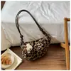 Moderna cadena de tendencia de felpa de leopardo este año personalidad versátil simple moda casual bolsa de hombro axila