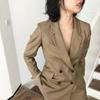 Blazer de Rua Estilo Hepburn Pronto para Usar para Mulheres, Conjunto de Duas Peças, Conjunto Completo com Uma Peça para Dropshipping