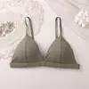 Item Popular de Exportação Transfronteiriça do Sudeste Asiático: Sutiã Triângulo Estilo Francês para Mulheres, Sem Aro, Bojo Fixo, Alças Finas, Lindo Sutiã nas Costas