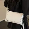 Bolsa com Padrão Lichia para Mulheres, Novo Modelo de Verão 2026, Bolsa de Mão Exclusiva de Alta Qualidade com Tachas, Bolsa de Ombro Transversal para o Dia a Dia