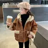 Coleção outono e inverno: casaco de inverno infantil de peça única, com forro de fleece, espessado, de pele sintética, jaqueta de algodão estilo motociclista com capuz, estilo coreano para bebê