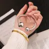2025 Corea del Sur Nueva Moda Simple Pulsera Esférica Brillante para Mujer Todo Combina Pulsera Metálica de Alta Gama Amazon