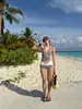 Maiô Feminino 2026 Novo Estilo High-End Simples Emagrecedor Xadrez Retrô Maiô Hot Girl para Meninas de Seios Pequenos para Férias em Fontes Termais