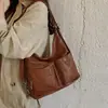 Bolso tote casual para mujer, mochila de gran capacidad para el trabajo, bolso de hombro versátil, nuevo bolso cruzado para salir y asistir a clases