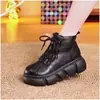 Botas Martin de Couro Macio com Solado Grosso Femininas 2026 Novo Estilo Inverno com Pelúcia Espessa Sapatos de Algodão Plataforma Solado Antiderrapante Quentes Botas de Algodão