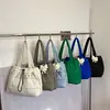 Bolso de plumas nuevo para mujer transfronterizo, Bolso de hombro acolchado de gran capacidad, Bolso de mano de algodón versátil informal de moda para debajo del brazo