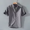 Camiseta de Algodón y Lino para Hombre Verano 2025 Nueva Versátil Retro Lino Manga Corta Estilo Chino Top para Hombre Blanco