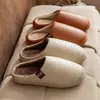 Pantuflas de Algodón Silenciosas para Mujer 2026 Nuevo Otoño/Invierno Interiores Más Terciopelo Antideslizantes Impermeables Cálidas Pareja Punta Cerrada Zapatos de Piso