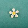 Sentido del Diseño Avanzado Broche de Circonita Estilo Coreano Moda Lujo Ligero Aguja Pequeña para Solapa Mariposa Distintiva Hebilla de Luz Antideslizante Accesorios para Mujer