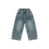 Ropa para niños de bola de arroz pegajoso, jeans rectos con forro polar para niñas, estilo otoño e invierno, pantalones largos retro lavados versátiles para niños, cálidos