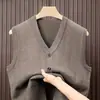 Nuevo chaleco cárdigan para hombre, adecuado para otoño e invierno, chaleco chaqueta de punto cálido y ajustado para hombre