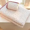 Colcha Acolchada de Algodón Puro Engrosada Pieza Única Todas las Estaciones Universal Sábana de Terciopelo de Leche Colchón de Terciopelo para Bebé Tatami Juego de Tres Piezas