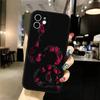Funda para iPhone 16 con calavera, flor y serpiente