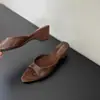 Sandálias de Plataforma com Bico Fino e Abertas Verão 2026 Novo Estilo Francês para Mulheres, Versáteis para Combinar com Vestidos, Sandálias de Encaixe com Plataforma