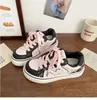Zapatos de Pan de Suela Gruesa Feos Lindos para Mujer Estudiante de Secundaria 2026 Otoño Nuevo Ins Nicho Original Zapatos de Tabla Estudiante Zapatos Blancos