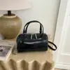 Bolsa Pequena Retro de Luxo para Mulheres Nova Coleção Primavera e Verão 2026 Versátil Bolsa Transversal Moda Bolsa de Ombro/Axila Almofada