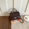 Bolso de Mano de Alta Gama para Mujer 2026 Verano Nueva Moda Bolso de Hombro Versátil para el Trabajo y los Desplazamientos Bolso Cruzado Pequeño Cuadrado